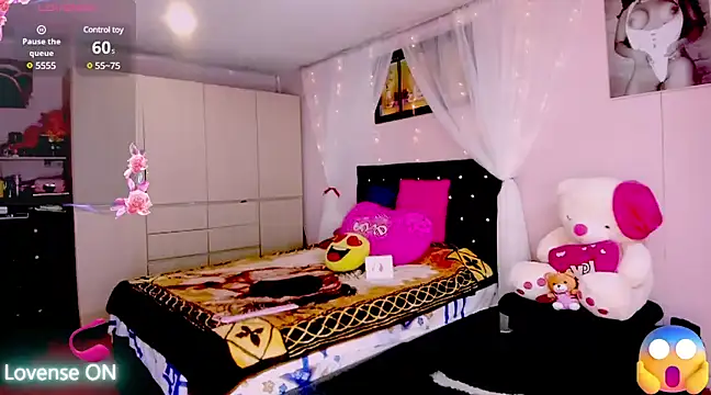 Snapshot of Aliana_Ross chatting on March 8, 11:58 am Aliana Ross online show from March 8, 11:58 am