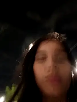 Snapshot of the_queen_of_street chatting on November 7, 2:00 am the queen of street online show from November 7, 2:00 am