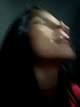 Snapshot of the_queen_of_street chatting on November 10, 1:04 am the queen of street online show from November 10, 1:04 am