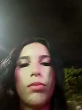 Snapshot of the_queen_of_street chatting on January 7, 2:58 am the queen of street online show from January 7, 2:58 am