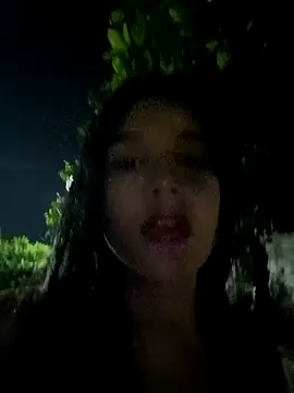 Snapshot of the_queen_of_street chatting on January 16, 2:15 am the queen of street online show from January 16, 2:15 am