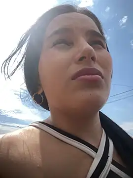 Snapshot of the_queen_of_street chatting on February 23, 6:38 pm the queen of street online show from February 23, 6:38 pm