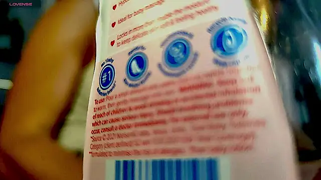 Snapshot of wawarruis chatting on October 3, 11:57 pm wawarruis online show from October 3, 11:57 pm