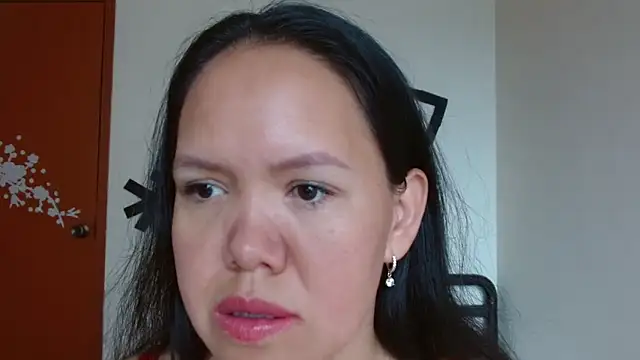 marilynbeautifullyhairy online show from February 16, 2:00 pm