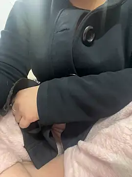 Red-Magic-25 online show from January 13, 6:40 am