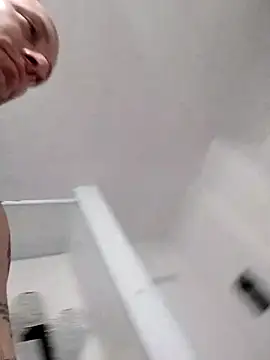 jayjay198080 online show from March 20, 1:37 pm