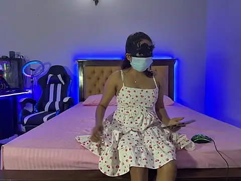 Tatoo girl online show from January 22, 4:44 pm