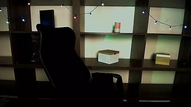 Lexi Jous online show from February 10, 3:53 pm