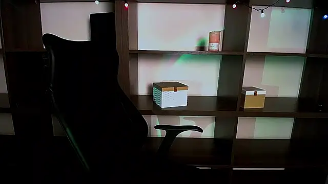 Lexi Jous online show from February 14, 4:41 pm