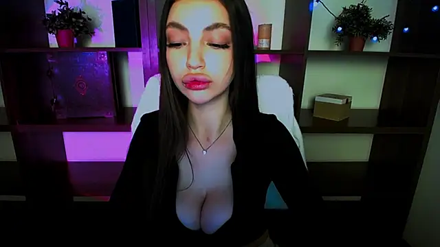 Lexi Jous online show from March 4, 4:30 pm