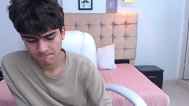 Tommy18   online show from February 4, 9:38 am