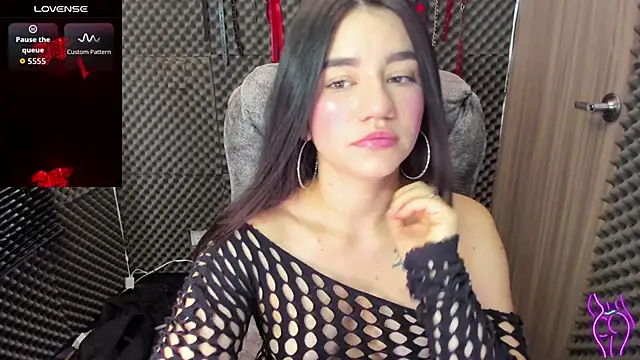 Snapshot of lilihot_ chatting on October 25, 4:13 pm lilihot online show from October 25, 4:13 pm