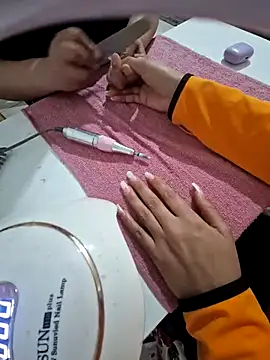 nonalona199999 online show from February 23, 5:07 pm