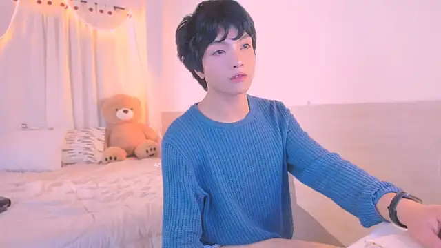 AllanYong18 online show from November 6, 5:19 am