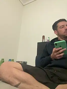 Snapshot of BCFZD chatting on March 17, 1:46 am BCFZD online show from March 17, 1:46 am