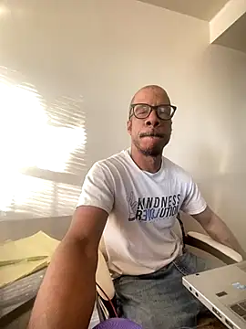 Snapshot of MrDaddyBbSnake chatting on September 9, 10:31 pm MrDaddyBbSnake online show from September 9, 10:31 pm