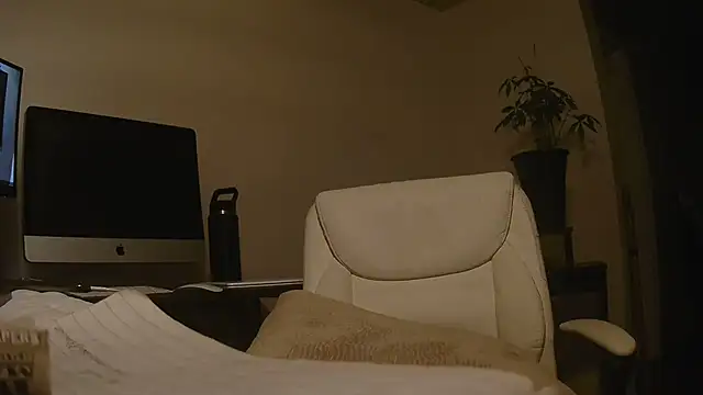 MrDaddyBbSnake online show from April 22, 1:41 am