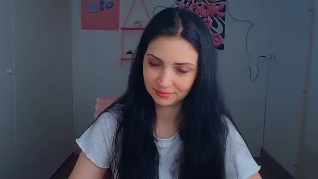 Amalia amor online show from April 8, 5:40 am