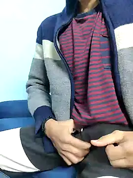 Snapshot of TOPMOON001 chatting on January 25, 11:34 am TOPMOON001 online show from January 25, 11:34 am