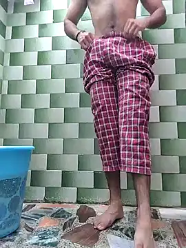 Snapshot of TOPMOON001 chatting on October 16, 6:36 am TOPMOON001 online show from October 16, 6:36 am