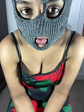 Snapshot of ArathyNambyarMallu chatting on February 13, 8:59 am ArathyNambyarMallu online show from February 13, 8:59 am