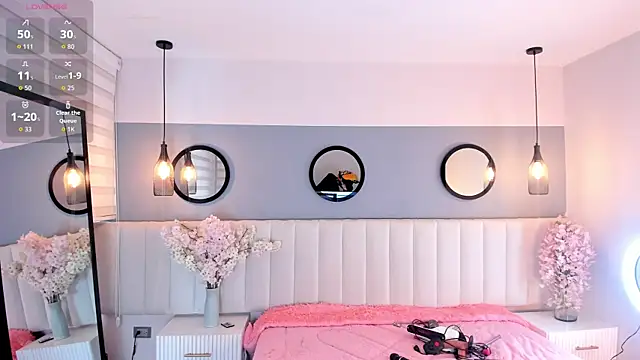 chelsea bolton  online show from April 17, 12:19 pm