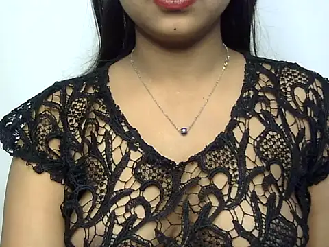 Snapshot of Niyaa77 chatting on February 15, 2:58 am Niyaa77 online show from February 15, 2:58 am