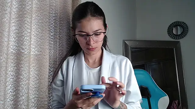 Aleska Miami online show from September 17, 1:46 pm