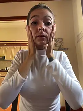 Aleska Miami online show from February 13, 2:13 pm