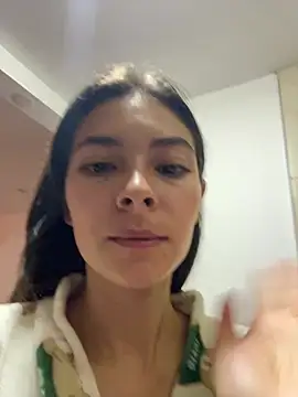 Aleska Miami online show from April 7, 1:55 pm