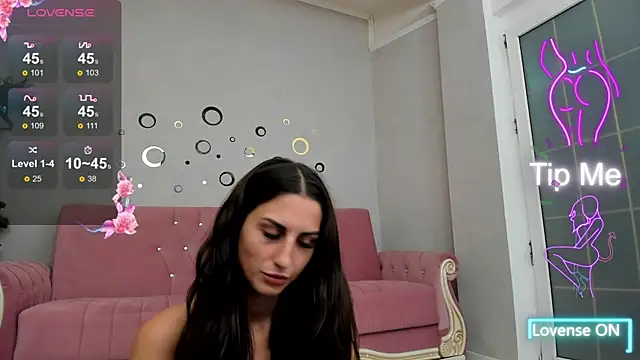 Snapshot of BelovedKhloee chatting on October 1, 7:31 pm BelovedKhloee online show from October 1, 7:31 pm