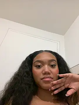 JasmineRose7 online show from March 20, 10:10 am