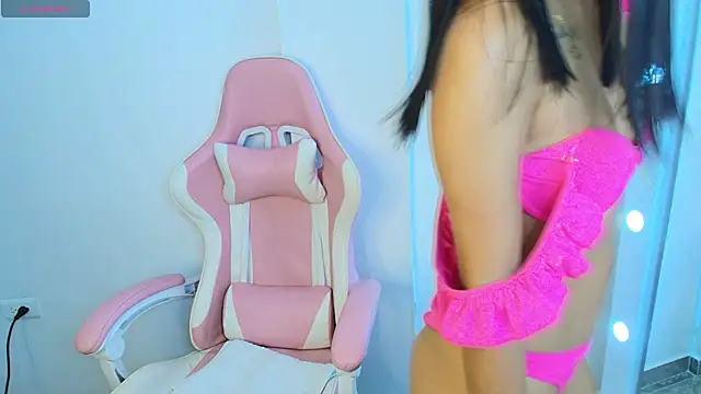 Snapshot of sweet_dania_ chatting on March 2, 9:22 pm sweet dania online show from March 2, 9:22 pm