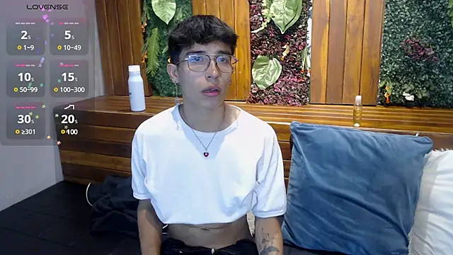 tim  fox online show from February 10, 7:49 pm