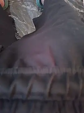 Snapshot of mario0212 chatting on March 2, 11:50 am mario0212 online show from March 2, 11:50 am