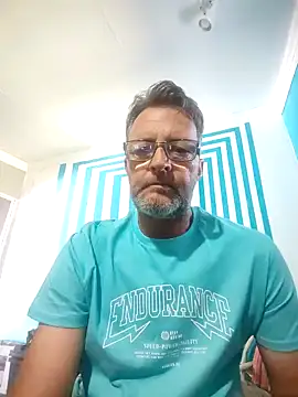 itsmeyes69 online show from February 4, 8:02 am