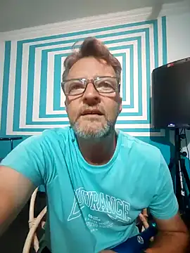 itsmeyes69 online show from February 5, 9:07 pm