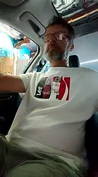 itsmeyes69 online show from February 23, 8:33 pm