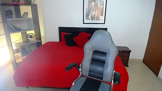 Snapshot of _Daniela_hot_1 chatting on January 22, 4:13 am  Daniela hot 1 online show from January 22, 4:13 am