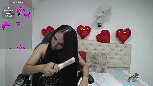 Maylin horny19 online show from October 5, 2:32 am