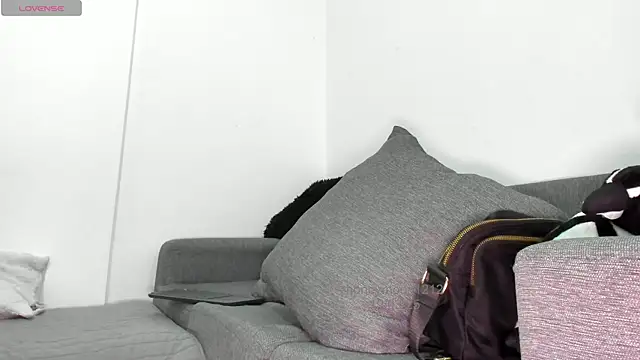 Snapshot of lemtosh chatting on March 19, 10:09 pm lemtosh online show from March 19, 10:09 pm