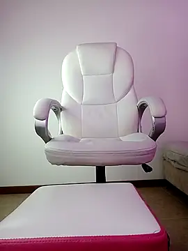 SussanHottye1  online show from January 28, 1:27 pm