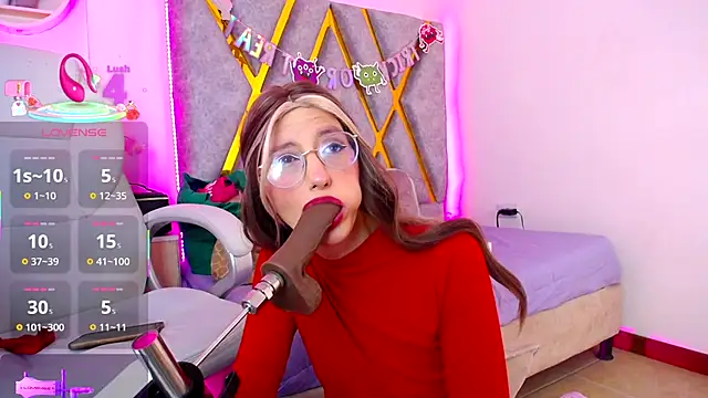 SussanHottye1  online show from December 4, 10:24 am