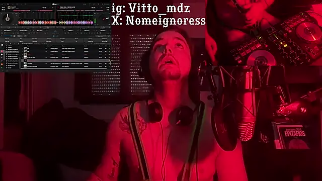 Snapshot of vittote chatting on February 14, 8:31 am vittote online show from February 14, 8:31 am