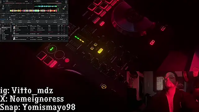 Snapshot of vittote chatting on February 18, 10:38 am vittote online show from February 18, 10:38 am