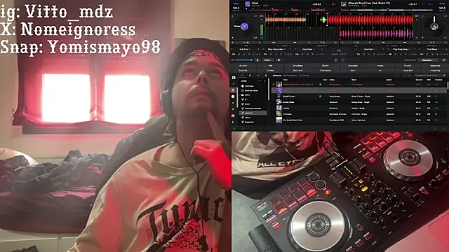 Snapshot of vittote chatting on February 18, 1:44 pm vittote online show from February 18, 1:44 pm