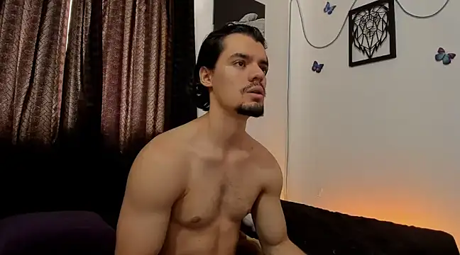 Snapshot of maxi_styles chatting on January 9, 4:28 pm maxi styles online show from January 9, 4:28 pm