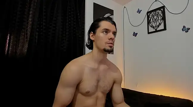 Snapshot of maxi_styles chatting on January 31, 9:16 pm maxi styles online show from January 31, 9:16 pm