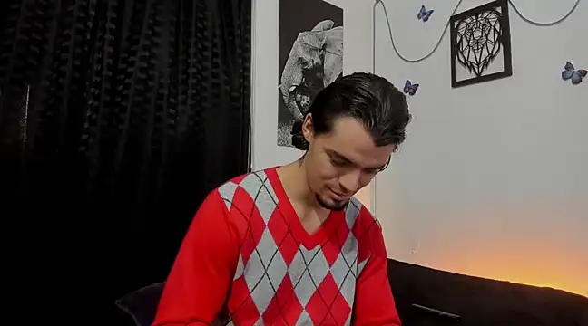 Snapshot of maxi_styles chatting on February 21, 2:48 pm maxi styles online show from February 21, 2:48 pm