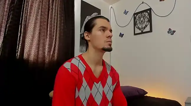 Snapshot of maxi_styles chatting on February 24, 7:41 pm maxi styles online show from February 24, 7:41 pm